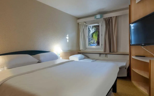B&B Hotel Niort Sud Venise Verte