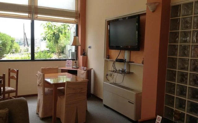 Morfeas Hotel