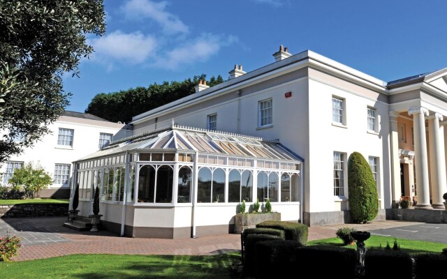 Best Western Lamphey Court Hotel and Spa вид на фасад