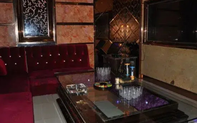 Jin Cheng International Hotel
