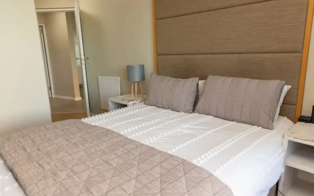 Holiday Apartment, Lagoon Beach