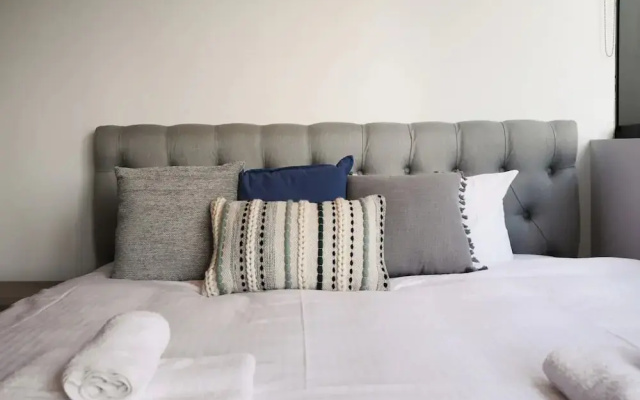 Fantastic 2 Bedroom Apartment In Melbourne's Southbank