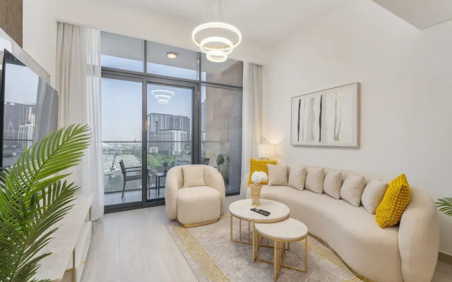 Eye-catching 1 Bedroom in Azizi Riviera