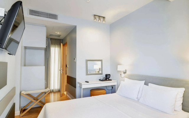 Phidias Piraeus Hotel