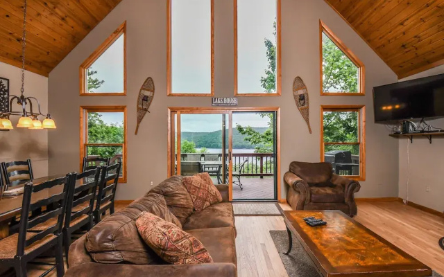 Boxer Overlook 5 Bedroom House