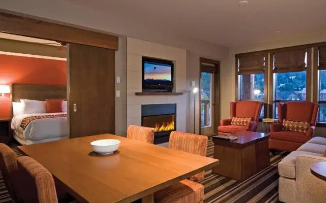 Lodging Ovations
