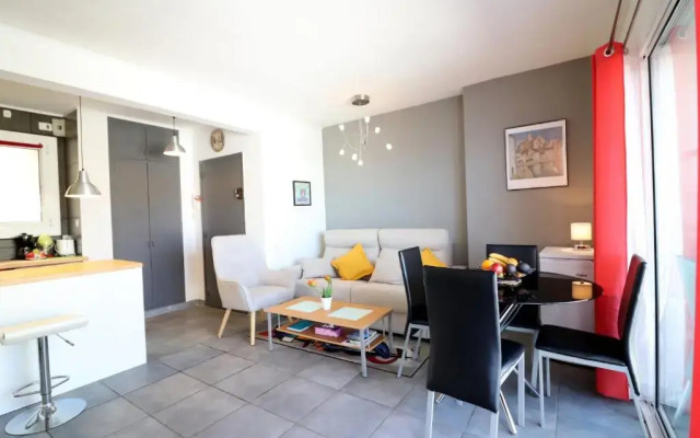 Delfin 9 J Canyelles Roses - Barneda Premium