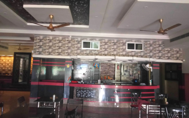Hotel O  Snenanjali
