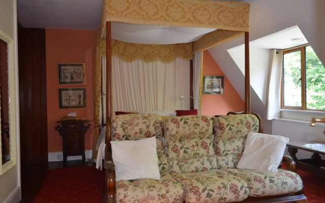 Lough Owel Lodge B&B