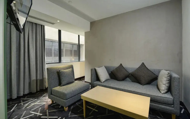 Pacific Express Hotel