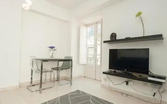ShortStayFlat Cute Bica Apartments