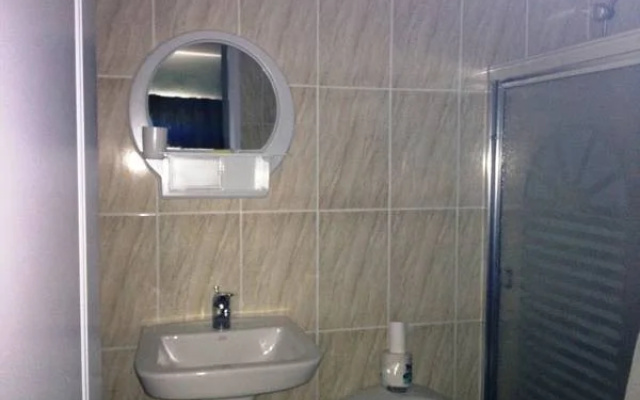 Felo Hotel