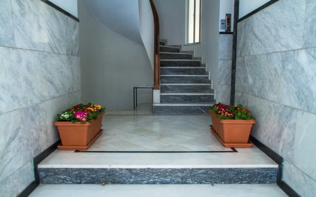 Apartment at the foothills of Acropolis