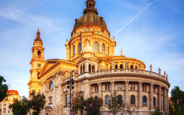 Отель Central Apartment Budapest Венгрия, Будапешт - отзывы, цены и фото номеров - забронировать отель Central Apartment Budapest онлайн вид на фасад