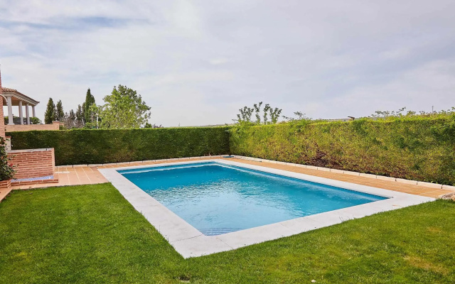 Villa Alcotán- Layos Golf