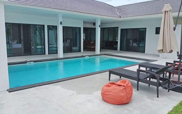 Maret Pool Villa Samui มะเร็ต พูลวิลล่า สมุย