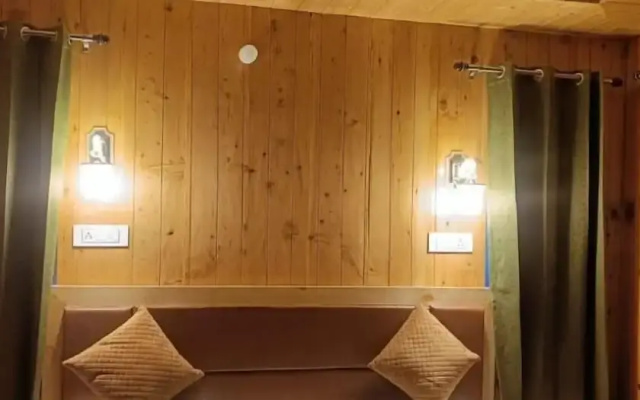 Harsil apple homestay