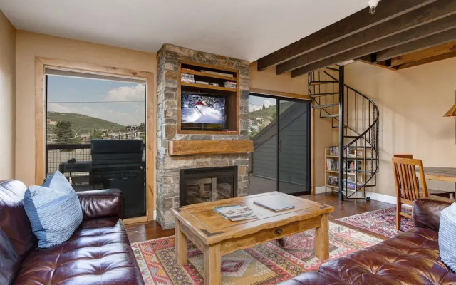 Quitting Time 3 Bedroom Condo by RedAwning