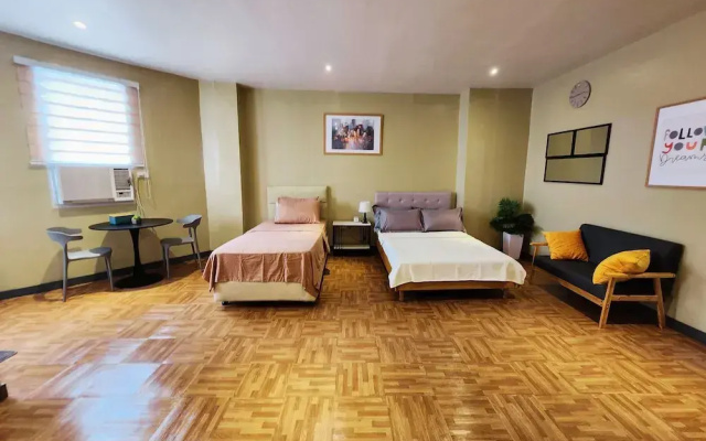Freddo Studio Apartelle