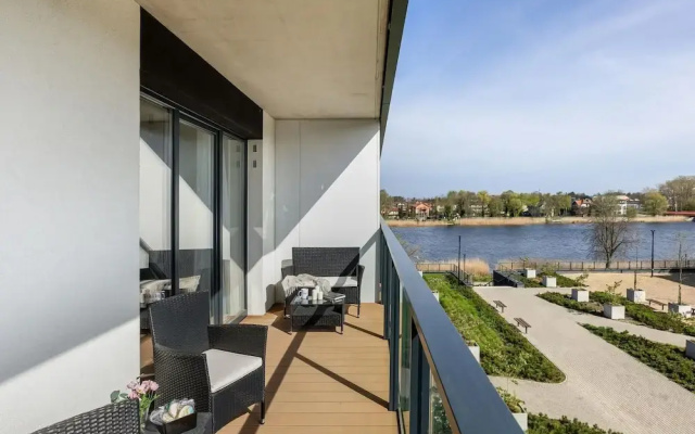 Comfortable Apartment With Pool and Sauna