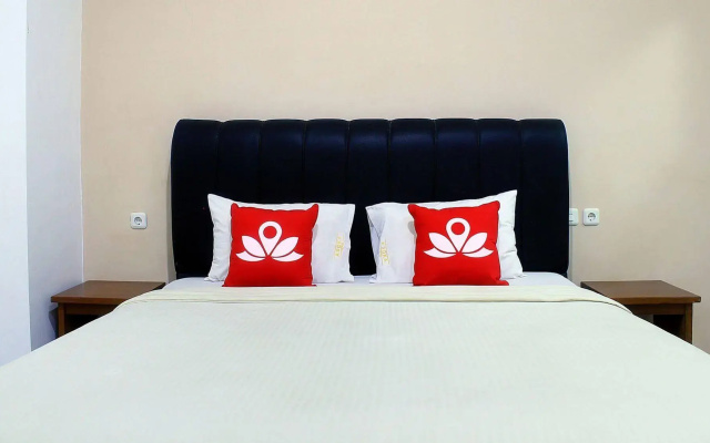ZEN Rooms Lengkong Besar