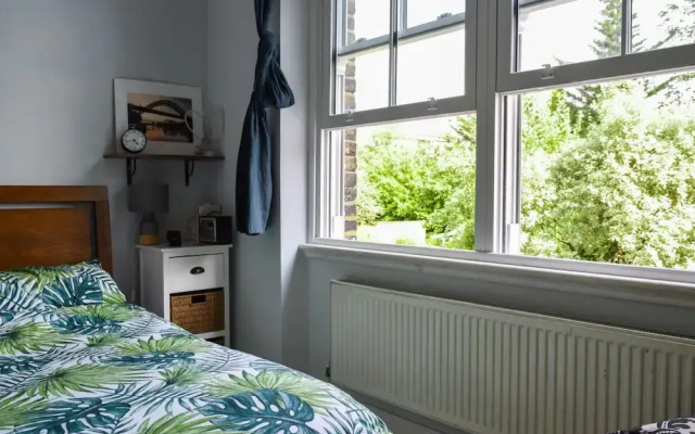 Musical 2 Bedroom Flat by Abbey Road Studios