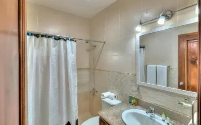 Unique Oceanview Apt G406