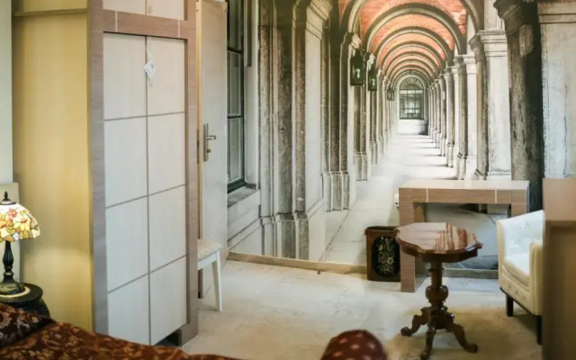 Manor House Spa