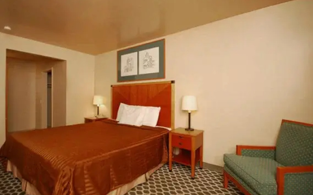 Rodeway Inn