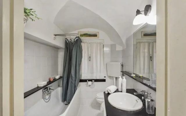 Flat 60M² 1 Bedroom 1 Bathroom - Genoa