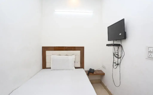 Hotel Double Tree by OYO Rooms