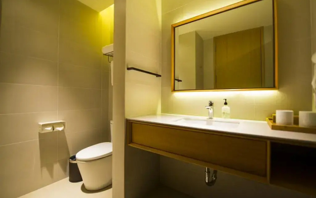 JI Hotel Shanghai The Bund Tiantong Road