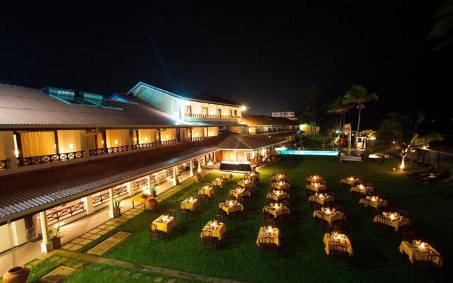 Coral Sands Hotel вид на фасад