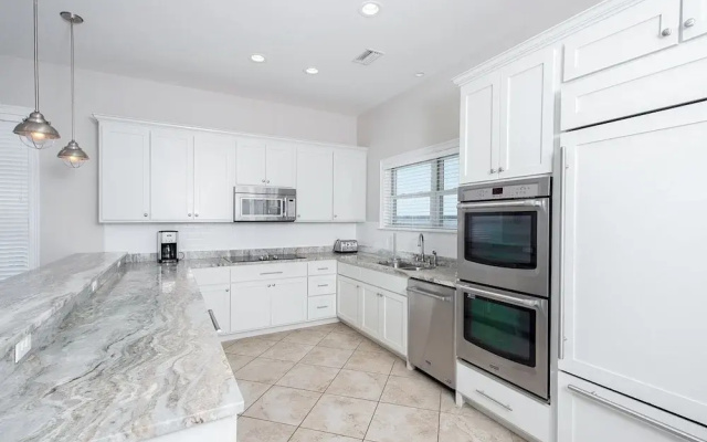 West Beach Home 2981