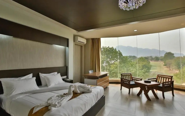 Shan Shwe Myanmar Hotel