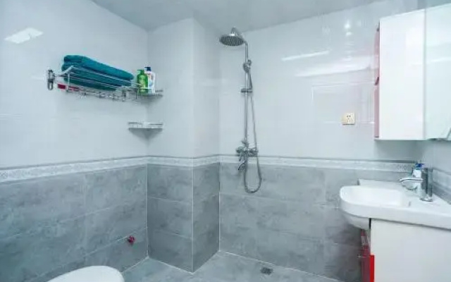 Zhengzhou Erqi·Shenglong Plaza· Locals Apartment 00152020