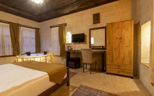 Uzay Cave Suite Hotel