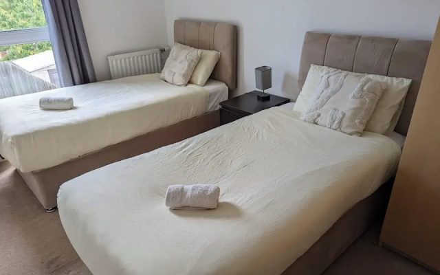 Windrush Grove Retreat in Birmingham