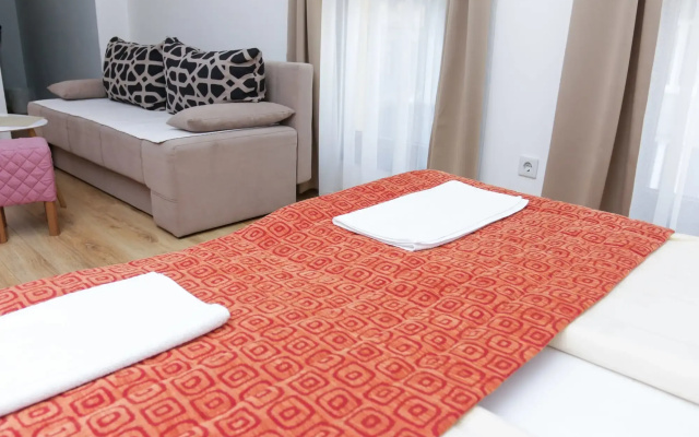 Hotel Logavina 8