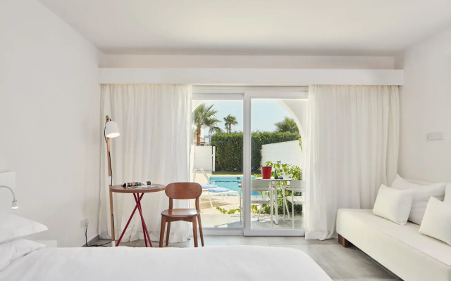 So Nice Beach Resort
