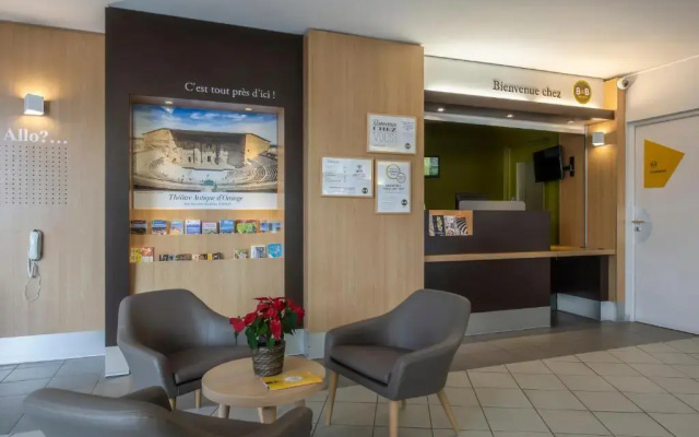 B&B Hotel ORANGE - Echangeur A7 A9