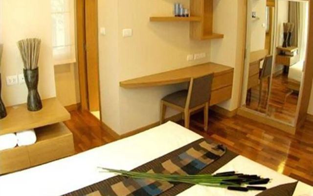 D Varee Montara Thonglor 25