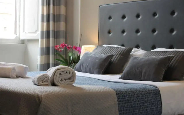 Little Rose Rooms