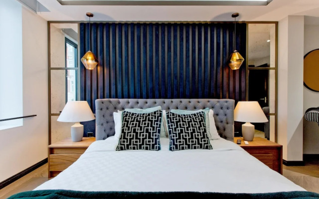 3-bed Deluxe Apt 205