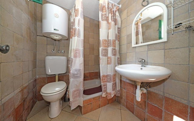 Holiday house Role - retro & afordable: Starigrad-Paklenica, Zadar riviera