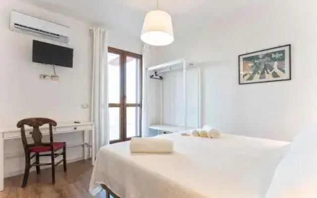 SandAna House BB