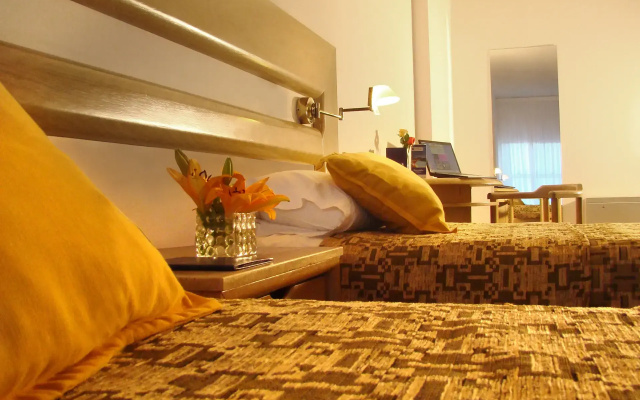 Interplaza Hotel