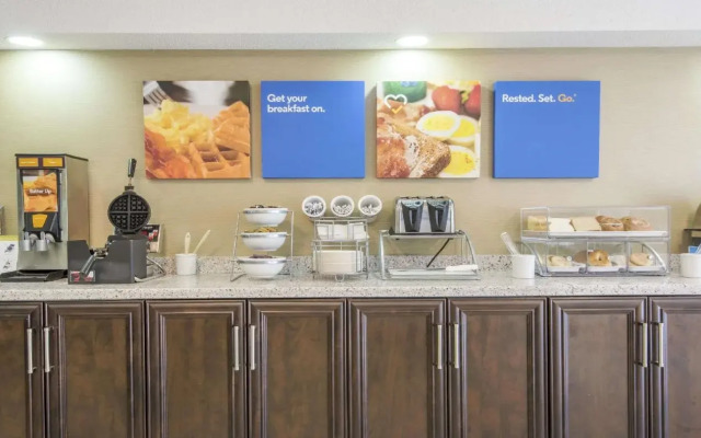 Comfort Inn Lakeshore