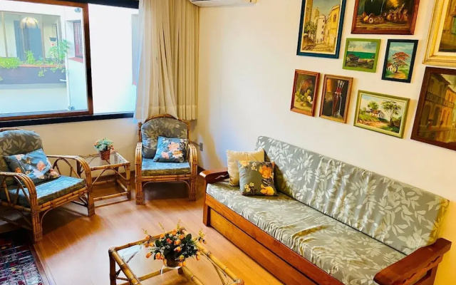 Apartamento a 3 quadras da Rua Coberta