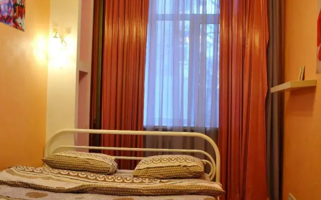 Kiev Accommodation Apartments on Malopidvalna Str.